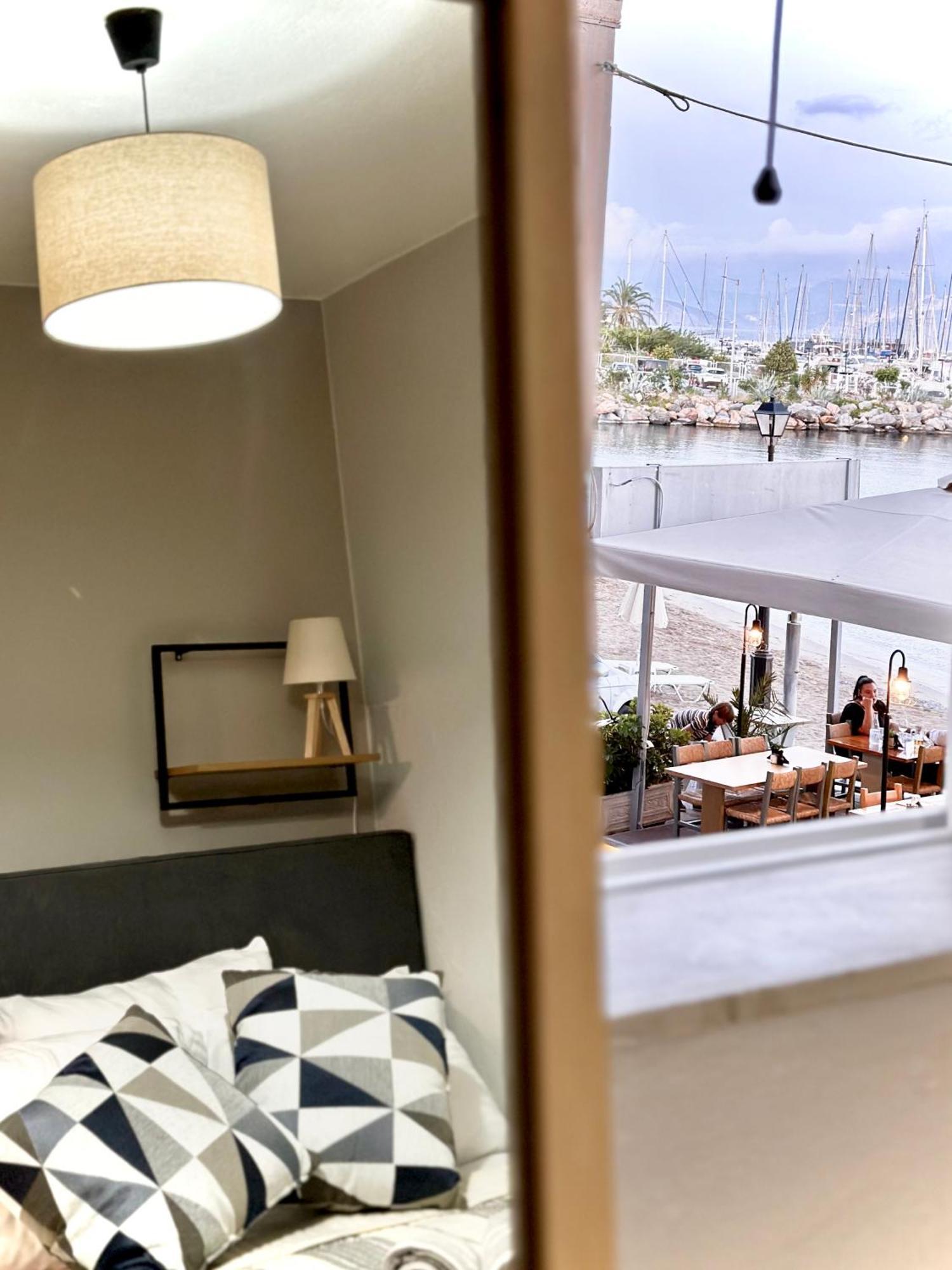 Apartment Filoxenia By The Sea Agios Nikolaos (Crete)