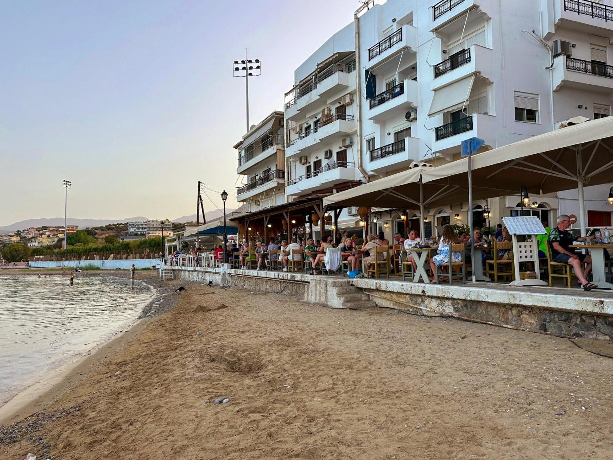 Filoxenia By The Sea Apartment
